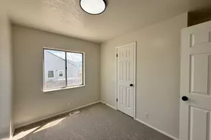 2607 S Twain Dr, Magna, UT 84044 - Photo 10