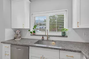 445 E 200 N, Kaysville, UT 84037 - Photo 12