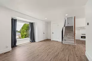 10313 S Countrywood Dr E, Sandy, UT 84092 - Photo 6