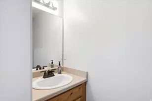 652 W 800 N, Clinton, UT 84015 - Photo 16