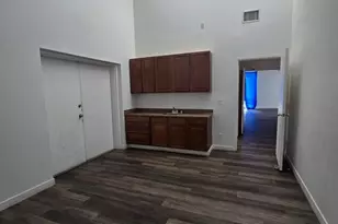 313 N State St, Orem, UT 84057 - Photo 6