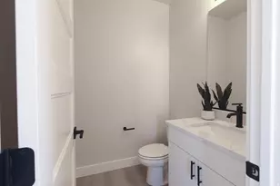 2329 E Malitsoh Way, Saint George, UT 84790 - Photo 16