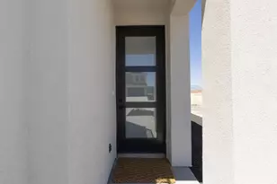 2329 E Malitsoh Way, Saint George, UT 84790 - Photo 12