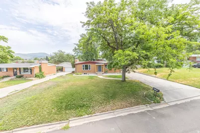 2273 S 200 E, Bountiful, UT 84010 - Photo 4
