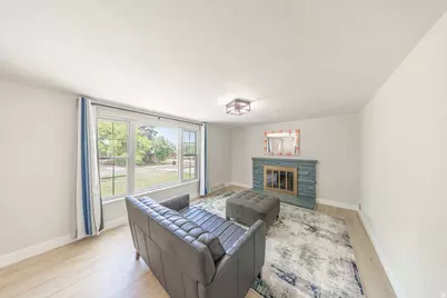 2273 S 200 E, Bountiful, UT 84010 - Photo 8