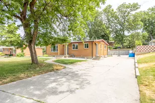 2273 S 200 E, Bountiful, UT 84010 - Photo 2