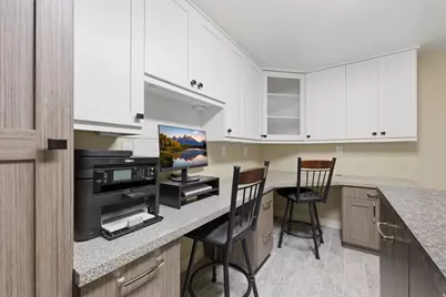 4521 S Countrylane Rd, Salt Lake City, UT 84117 - Photo 36