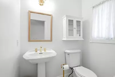 2821 N 200 W, North Ogden, UT 84414 - Photo 24