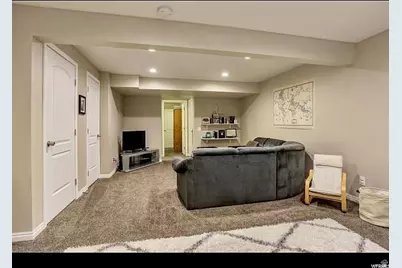 10522 S Topview Rd W, South Jordan, UT 84009 - Photo 16