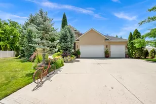 12952 S Croix Circle, Riverton, UT 84065 - Photo 2