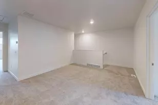 765 N Pheasantbrook Dr, Centerville, UT 84014 - Photo 44