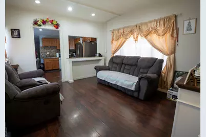1147 W Linda Vista Dr S, West Valley, UT 84119 - Photo 8