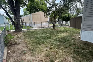 714 W Monte Azul Dr, Taylorsville, UT 84123 - Photo 14