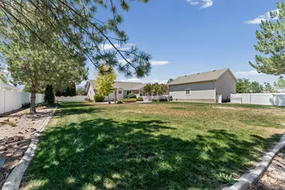 323 Ranch Rd, Grantsville, UT 84029 - Photo 28
