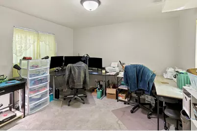 1013 S 200 W, Orem, UT 84058 - Photo 36
