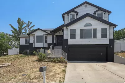 1013 S 200 W, Orem, UT 84058 - Photo 2