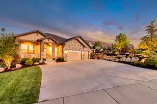524 E Rockwell Vis, Draper, UT 84020 - Photo 2