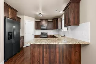 347 W Indian Camp Rd N, Ogden, UT 84404 - Photo 10