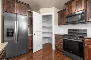 347 W Indian Camp Rd N, Ogden, UT 84404 - Photo 8