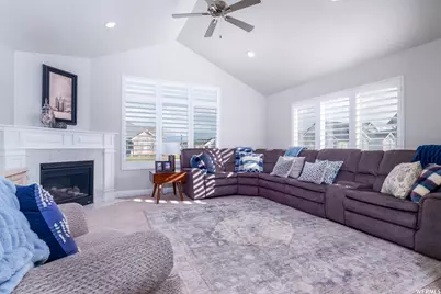 473 S Short Horse Ln #B, Saratoga Springs, UT 84045 - Photo 2
