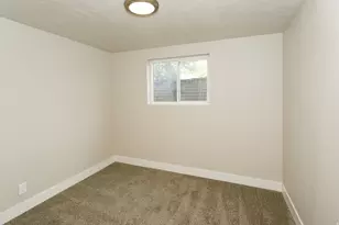 5552 S South Hew Wood Dr, Taylorsville, UT 84129 - Photo 16