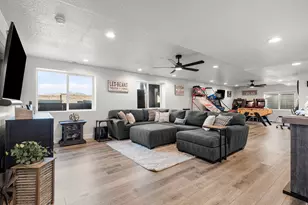 8341 S Jayson Dr, West Jordan, UT 84081 - Photo 30