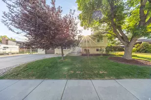1135 N Connecticut Ave W, Harrisville, UT 84404 - Photo 22