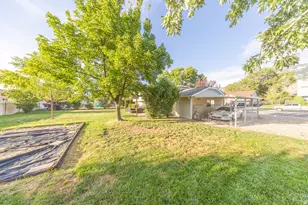 1135 N Connecticut Ave W, Harrisville, UT 84404 - Photo 34