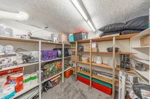 1135 N Connecticut Ave W, Harrisville, UT 84404 - Photo 16