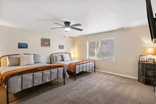 1504 E Spring Ln, Holladay, UT 84117 - Photo 30