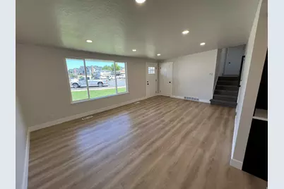 3277 W 3595 S, West Valley, UT 84119 - Photo 6