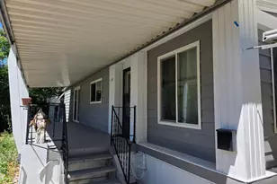 188 E Detroiter Ave, Murray, UT 84107 - Photo 2