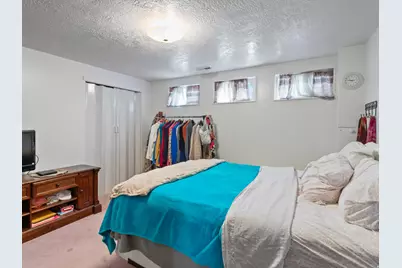688 W 3750 N, Pleasant View, UT 84414 - Photo 14