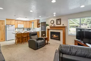 688 W 3750 N, Pleasant View, UT 84414 - Photo 8