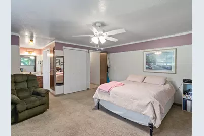 688 W 3750 N, Pleasant View, UT 84414 - Photo 6