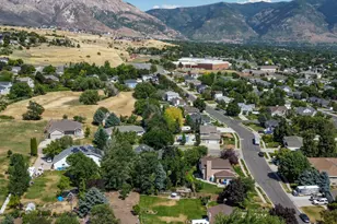 688 W 3750 N, Pleasant View, UT 84414 - Photo 30