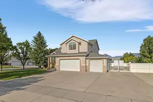 9583 S Swallowtail Cir W, South Jordan, UT 84095 - Photo 4