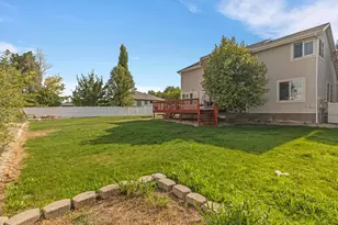 9583 S Swallowtail Cir W, South Jordan, UT 84095 - Photo 6