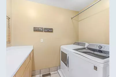 9583 S Swallowtail Cir W, South Jordan, UT 84095 - Photo 22