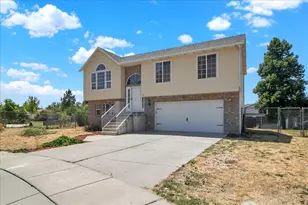 815 E 725 N, Ogden, UT 84404 - Photo 2