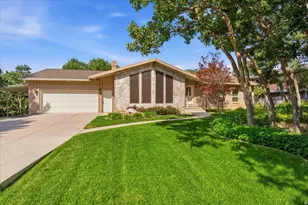 2465 E Woodland Dr, Ogden, UT 84403 - Photo 2