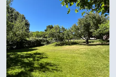 2465 E Woodland Dr, Ogden, UT 84403 - Photo 70