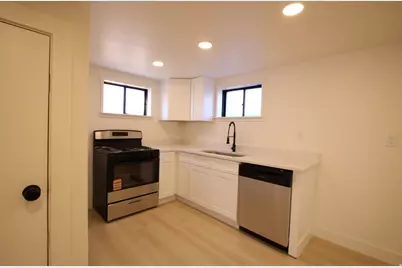 5007 S 2675 W, Roy, UT 84067 - Photo 16