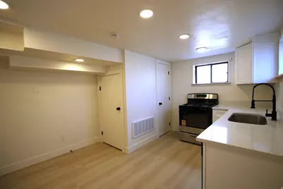 5007 S 2675 W, Roy, UT 84067 - Photo 20