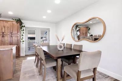 2649 E Promenade Dr S, Cottonwood Heights, UT 84121 - Photo 8