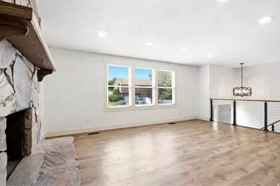 2649 E Promenade Dr S, Cottonwood Heights, UT 84121 - Photo 6