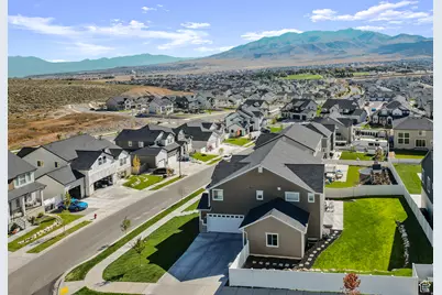 379 N High Ridge Rd, Saratoga Springs, UT 84045 - Photo 4
