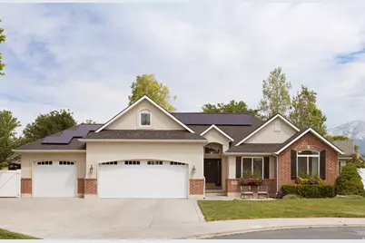 4564 W Windsor Cir, Cedar Hills, UT 84062 - Photo 2