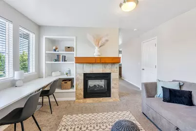 8832 N Jefferson Dr, Eagle Mountain, UT 84005 - Photo 18
