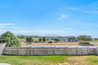 8832 N Jefferson Dr, Eagle Mountain, UT 84005 - Photo 30